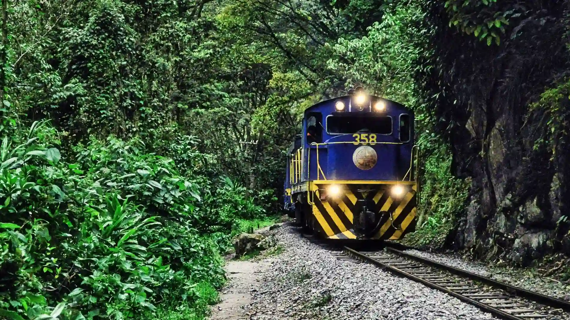 2-DAYS MACHU PICCHU TOUR BY train